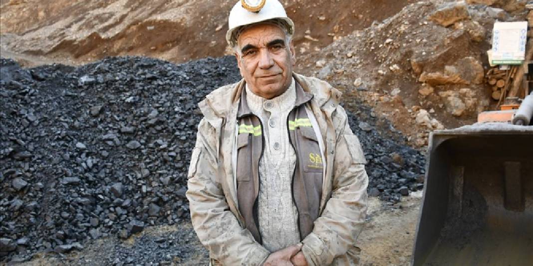 Emekli oldu yine de mesleği bırakmadı! 51 yıldır maden ocaklarında: ‘Benim için mecburiyetin dışında zevkli bir iş’ 1